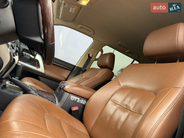 Черный Тойота Ленд Крузер, объемом двигателя 4.46 л и пробегом 160 тыс. км за 39700 $, фото 10 на Automoto.ua