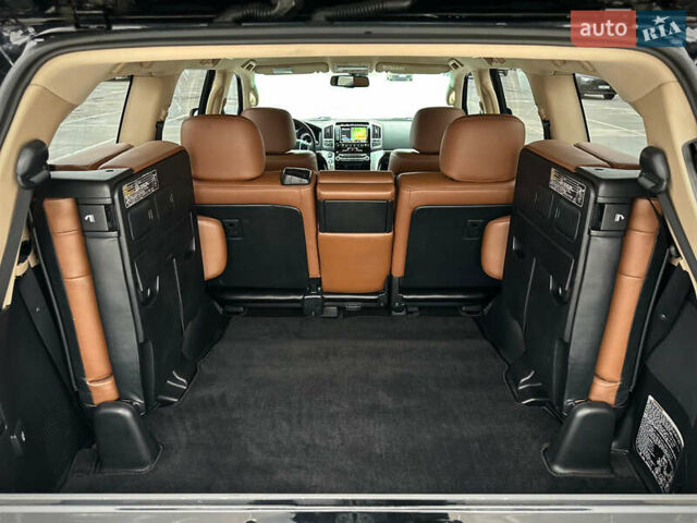 Черный Тойота Ленд Крузер, объемом двигателя 4.46 л и пробегом 350 тыс. км за 34800 $, фото 37 на Automoto.ua