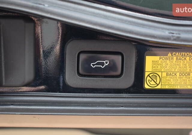 Черный Тойота Ленд Крузер, объемом двигателя 4.46 л и пробегом 155 тыс. км за 37600 $, фото 21 на Automoto.ua