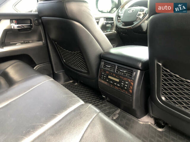 Чорний Тойота Ленд Крузер, об'ємом двигуна 4.5 л та пробігом 157 тис. км за 37500 $, фото 8 на Automoto.ua