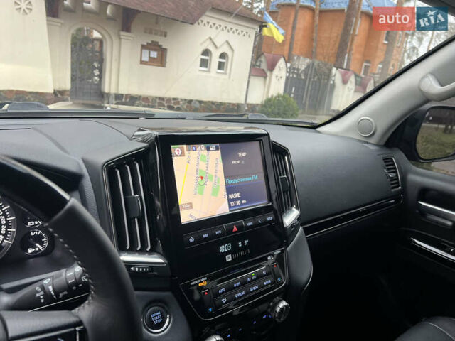 Черный Тойота Ленд Крузер, объемом двигателя 4.5 л и пробегом 239 тыс. км за 46900 $, фото 71 на Automoto.ua