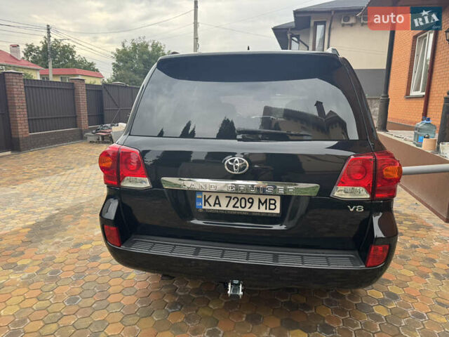 Черный Тойота Ленд Крузер, объемом двигателя 4.5 л и пробегом 117 тыс. км за 45000 $, фото 3 на Automoto.ua