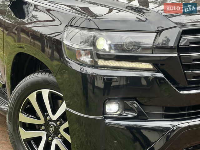 Черный Тойота Ленд Крузер, объемом двигателя 4.5 л и пробегом 239 тыс. км за 46900 $, фото 6 на Automoto.ua