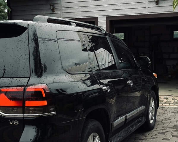 Черный Тойота Ленд Крузер, объемом двигателя 4.5 л и пробегом 230 тыс. км за 39500 $, фото 6 на Automoto.ua