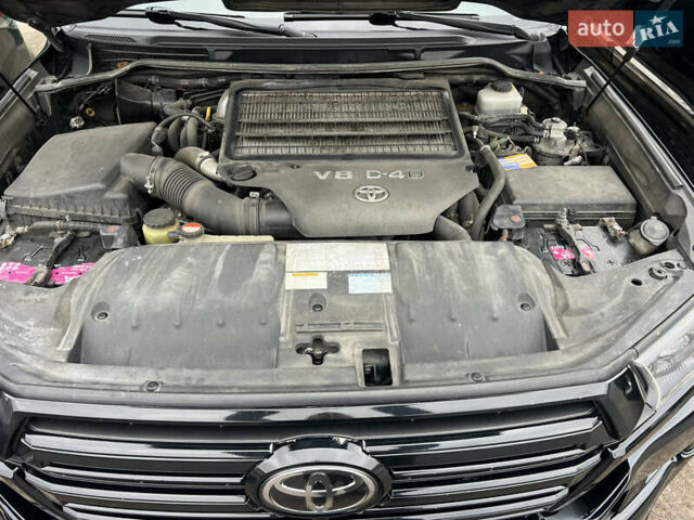 Черный Тойота Ленд Крузер, объемом двигателя 4.5 л и пробегом 239 тыс. км за 46900 $, фото 118 на Automoto.ua