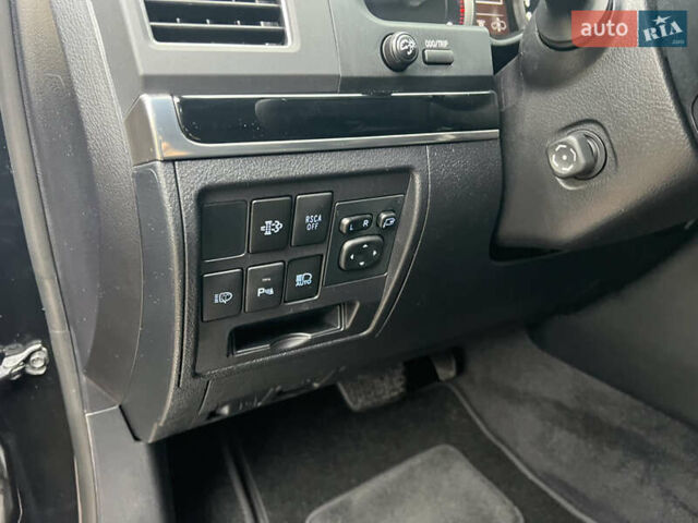 Черный Тойота Ленд Крузер, объемом двигателя 4.5 л и пробегом 239 тыс. км за 46900 $, фото 75 на Automoto.ua