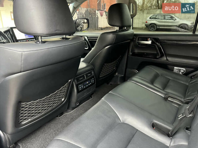 Черный Тойота Ленд Крузер, объемом двигателя 4.5 л и пробегом 239 тыс. км за 46900 $, фото 82 на Automoto.ua