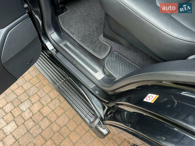 Черный Тойота Ленд Крузер, объемом двигателя 4.5 л и пробегом 239 тыс. км за 46900 $, фото 84 на Automoto.ua