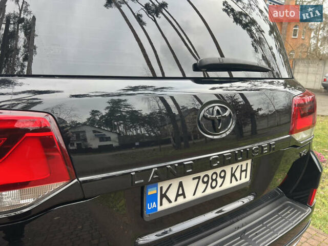 Черный Тойота Ленд Крузер, объемом двигателя 4.5 л и пробегом 239 тыс. км за 46900 $, фото 128 на Automoto.ua