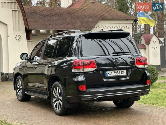 Черный Тойота Ленд Крузер, объемом двигателя 4.5 л и пробегом 239 тыс. км за 46900 $, фото 18 на Automoto.ua