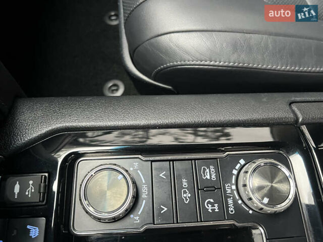 Черный Тойота Ленд Крузер, объемом двигателя 4.5 л и пробегом 239 тыс. км за 46900 $, фото 69 на Automoto.ua