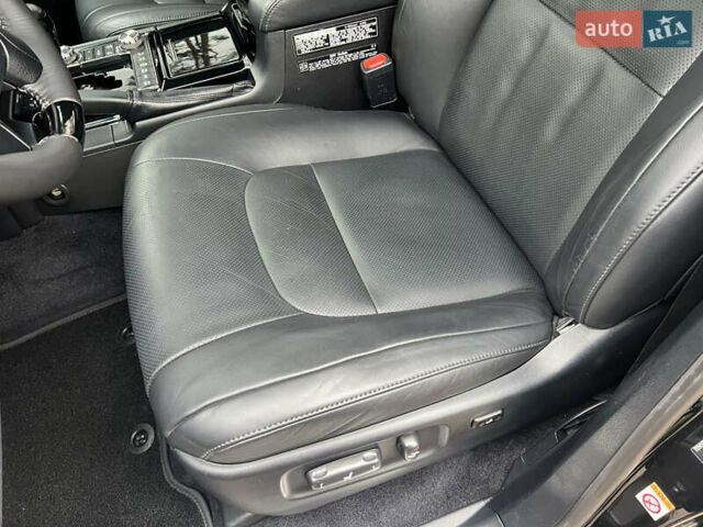 Черный Тойота Ленд Крузер, объемом двигателя 4.5 л и пробегом 239 тыс. км за 46900 $, фото 59 на Automoto.ua