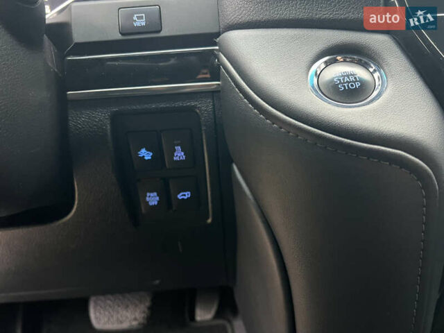 Черный Тойота Ленд Крузер, объемом двигателя 4.5 л и пробегом 239 тыс. км за 46900 $, фото 76 на Automoto.ua