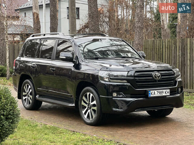 Черный Тойота Ленд Крузер, объемом двигателя 4.5 л и пробегом 239 тыс. км за 46900 $, фото 12 на Automoto.ua