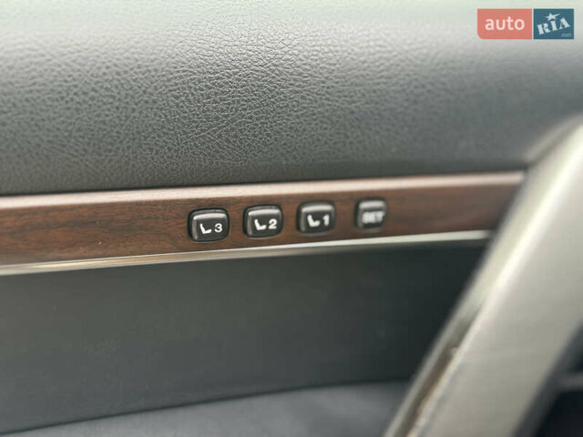 Черный Тойота Ленд Крузер, объемом двигателя 4.46 л и пробегом 324 тыс. км за 46999 $, фото 15 на Automoto.ua