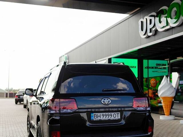 Черный Тойота Ленд Крузер, объемом двигателя 4.5 л и пробегом 171 тыс. км за 47500 $, фото 1 на Automoto.ua