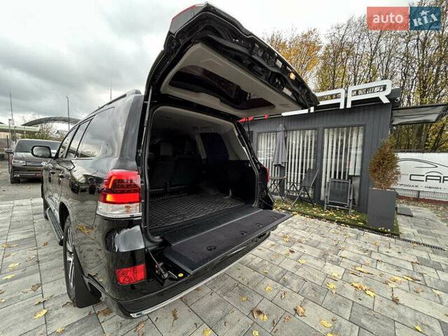 Черный Тойота Ленд Крузер, объемом двигателя 4.46 л и пробегом 264 тыс. км за 41500 $, фото 32 на Automoto.ua