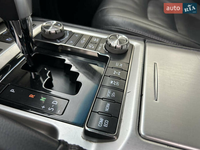 Черный Тойота Ленд Крузер, объемом двигателя 4.46 л и пробегом 264 тыс. км за 41500 $, фото 26 на Automoto.ua