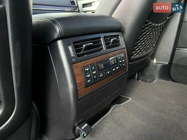 Черный Тойота Ленд Крузер, объемом двигателя 4.46 л и пробегом 150 тыс. км за 48500 $, фото 33 на Automoto.ua