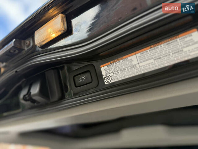 Черный Тойота Ленд Крузер, объемом двигателя 4.46 л и пробегом 225 тыс. км за 55500 $, фото 56 на Automoto.ua