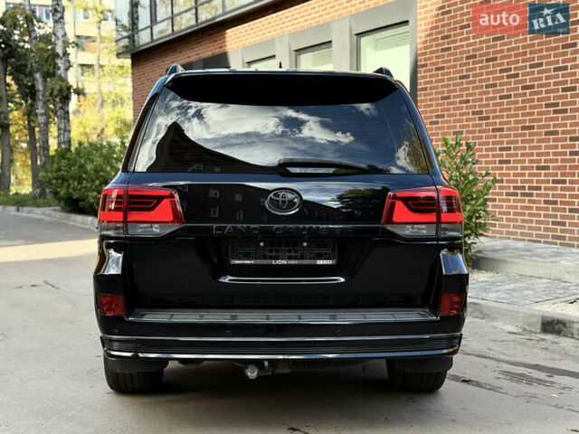 Черный Тойота Ленд Крузер, объемом двигателя 4.46 л и пробегом 225 тыс. км за 55500 $, фото 16 на Automoto.ua