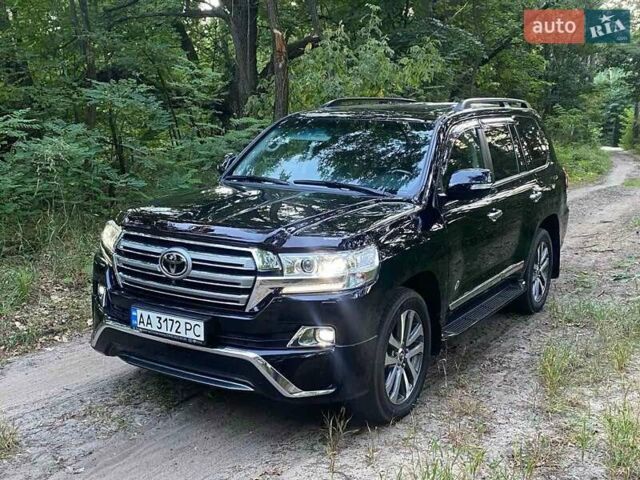 Черный Тойота Ленд Крузер, объемом двигателя 4.46 л и пробегом 87 тыс. км за 55555 $, фото 17 на Automoto.ua