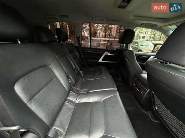 Черный Тойота Ленд Крузер, объемом двигателя 4.46 л и пробегом 264 тыс. км за 41500 $, фото 35 на Automoto.ua