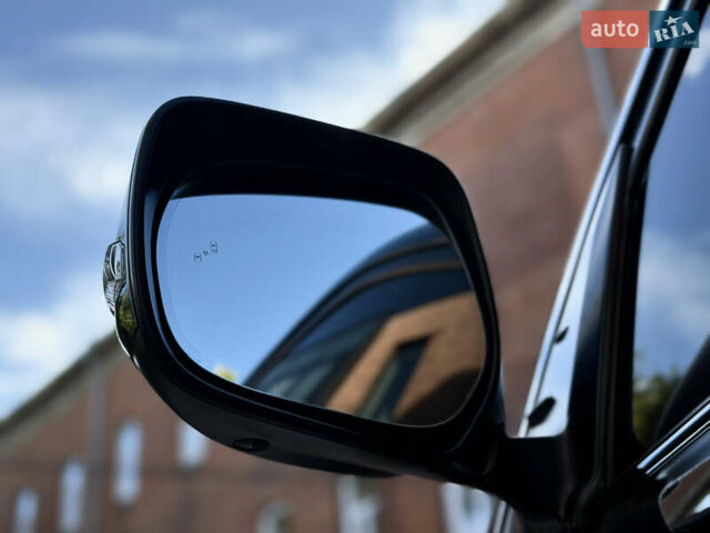 Черный Тойота Ленд Крузер, объемом двигателя 4.46 л и пробегом 225 тыс. км за 55500 $, фото 13 на Automoto.ua