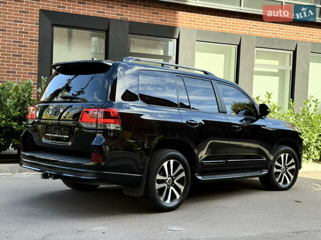 Черный Тойота Ленд Крузер, объемом двигателя 4.46 л и пробегом 225 тыс. км за 55500 $, фото 18 на Automoto.ua