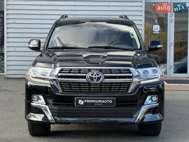 Черный Тойота Ленд Крузер, объемом двигателя 4.46 л и пробегом 150 тыс. км за 48500 $, фото 5 на Automoto.ua