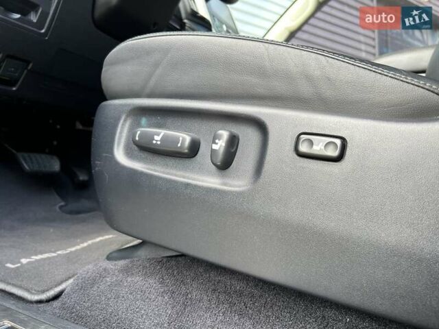 Черный Тойота Ленд Крузер, объемом двигателя 4.46 л и пробегом 150 тыс. км за 48500 $, фото 32 на Automoto.ua