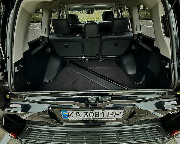 Черный Тойота Ленд Крузер, объемом двигателя 4.66 л и пробегом 184 тыс. км за 53500 $, фото 17 на Automoto.ua