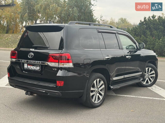 Черный Тойота Ленд Крузер, объемом двигателя 4.46 л и пробегом 324 тыс. км за 46999 $, фото 8 на Automoto.ua
