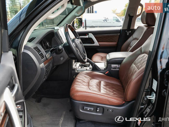 Черный Тойота Ленд Крузер, объемом двигателя 4.46 л и пробегом 222 тыс. км за 44700 $, фото 10 на Automoto.ua