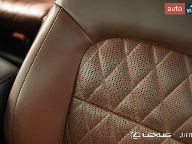 Черный Тойота Ленд Крузер, объемом двигателя 4.46 л и пробегом 222 тыс. км за 44700 $, фото 18 на Automoto.ua