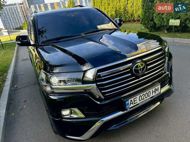Черный Тойота Ленд Крузер, объемом двигателя 4.46 л и пробегом 320 тыс. км за 45999 $, фото 13 на Automoto.ua