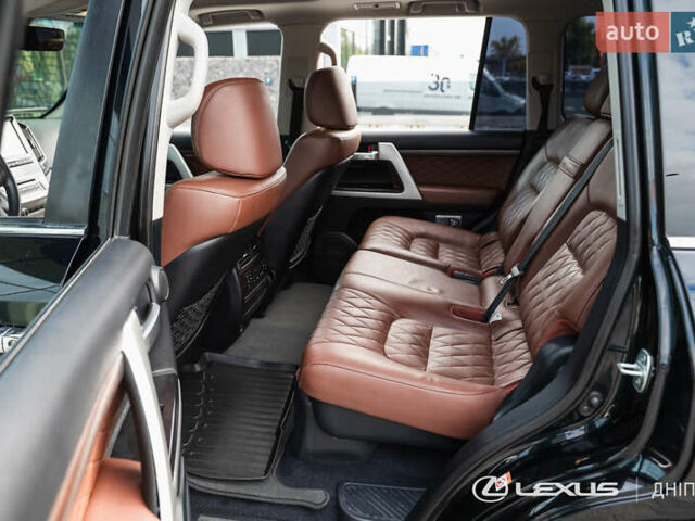 Черный Тойота Ленд Крузер, объемом двигателя 4.46 л и пробегом 222 тыс. км за 44700 $, фото 24 на Automoto.ua