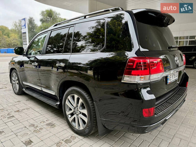 Черный Тойота Ленд Крузер, объемом двигателя 4.46 л и пробегом 118 тыс. км за 55500 $, фото 15 на Automoto.ua