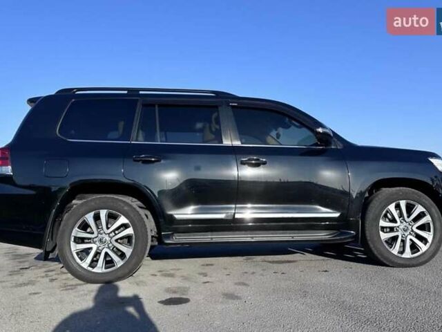 Черный Тойота Ленд Крузер, объемом двигателя 4.5 л и пробегом 350 тыс. км за 47500 $, фото 2 на Automoto.ua