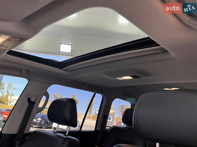 Черный Тойота Ленд Крузер, объемом двигателя 4.46 л и пробегом 184 тыс. км за 49950 $, фото 39 на Automoto.ua