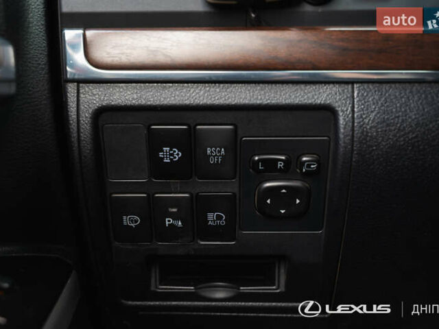 Черный Тойота Ленд Крузер, объемом двигателя 4.46 л и пробегом 222 тыс. км за 44700 $, фото 32 на Automoto.ua