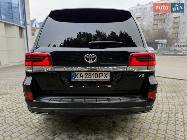 Черный Тойота Ленд Крузер, объемом двигателя 4.46 л и пробегом 200 тыс. км за 50500 $, фото 9 на Automoto.ua
