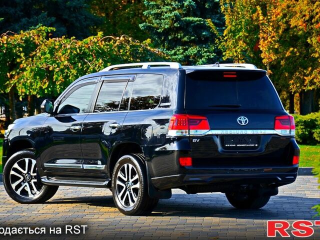 Черный Тойота Ленд Крузер, объемом двигателя 4.6 л и пробегом 137 тыс. км за 57500 $, фото 2 на Automoto.ua