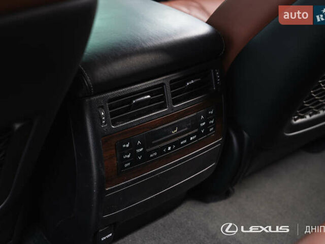 Черный Тойота Ленд Крузер, объемом двигателя 4.46 л и пробегом 222 тыс. км за 44700 $, фото 33 на Automoto.ua