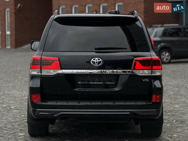 Черный Тойота Ленд Крузер, объемом двигателя 4.46 л и пробегом 132 тыс. км за 54999 $, фото 8 на Automoto.ua