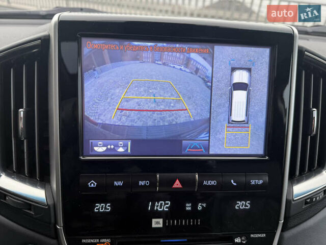 Черный Тойота Ленд Крузер, объемом двигателя 4.46 л и пробегом 101 тыс. км за 55000 $, фото 32 на Automoto.ua