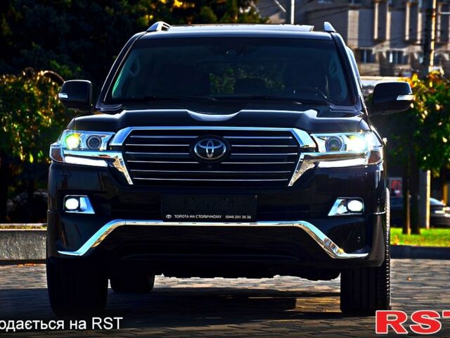 Черный Тойота Ленд Крузер, объемом двигателя 4.6 л и пробегом 137 тыс. км за 57500 $, фото 5 на Automoto.ua