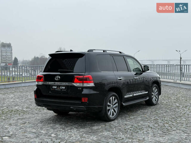 Черный Тойота Ленд Крузер, объемом двигателя 4.46 л и пробегом 101 тыс. км за 55000 $, фото 6 на Automoto.ua