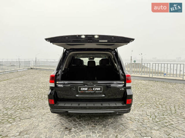 Черный Тойота Ленд Крузер, объемом двигателя 4.46 л и пробегом 101 тыс. км за 55000 $, фото 51 на Automoto.ua