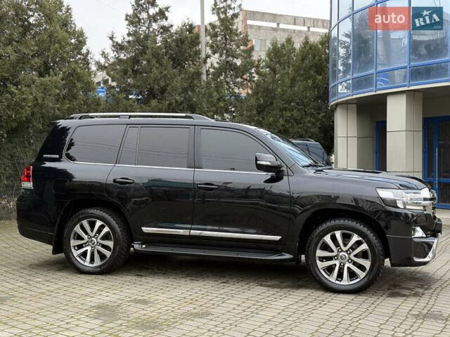 Черный Тойота Ленд Крузер, объемом двигателя 4.46 л и пробегом 200 тыс. км за 50500 $, фото 5 на Automoto.ua
